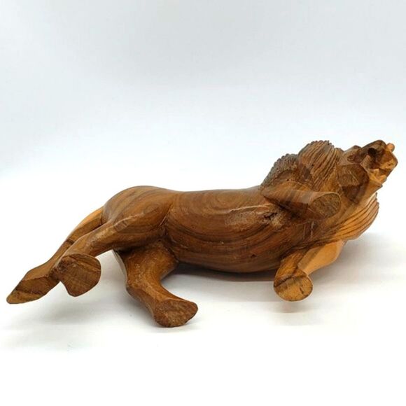 Vintage Hand Carved Wooden Lion Figurine - Picture 12 of 13